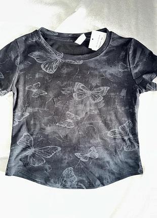 Футболка жіноча укорочена