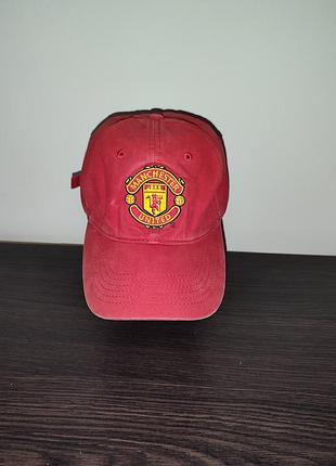 Продається стильна кепка manchester united!
