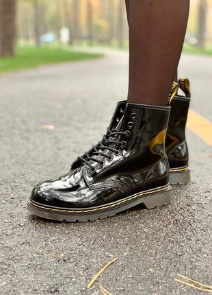 Ботинки dr. martens 1460 lacquer черевики8 фото