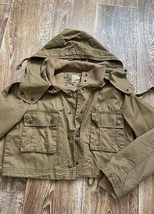 Стильная ветровка