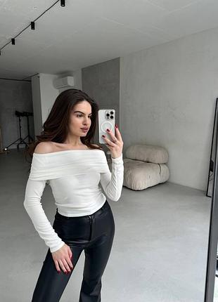 Топ с открытыми плечами😍