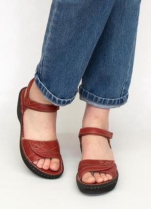 Босоножки кожаные clarks, натуральная кожа.
