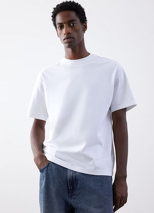 Футболка мужская в белом и черном цвете relaxed fit h&m 6