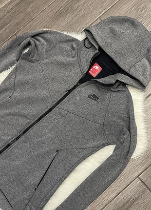 Жіноча кофта nike оригінал