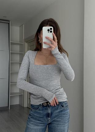 Лонгслів сірий з квадратним вирізом