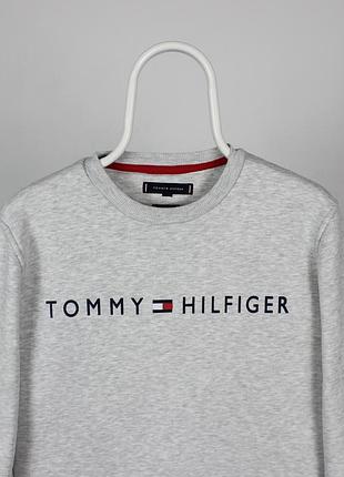 Tommy hilfiger світшот хс с з великим лого