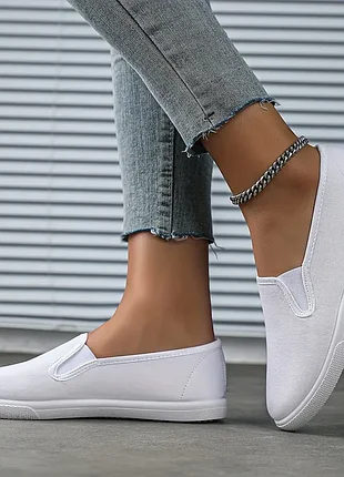 Мокасины белые