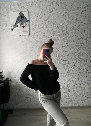 Коротка кофтинка