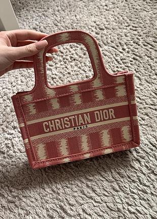 Christian dior базова маленька розова сумка Never Toploader lady dior номерна оригінал3 фото