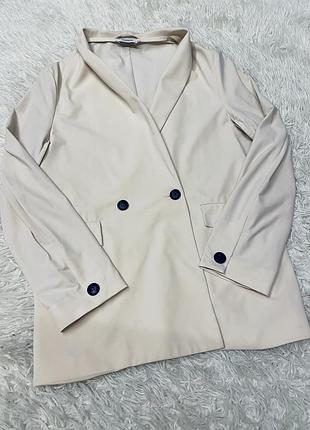 Бежевий піджак