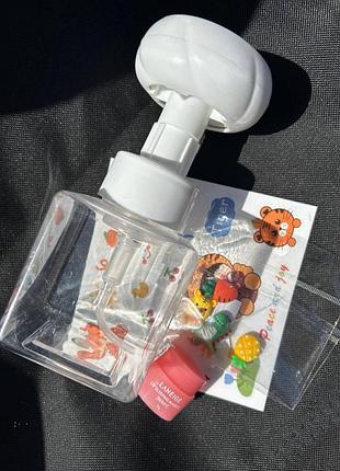 Дозатор для мыла в форме цветочки с наклейками + маска для губ ягодная laneige
