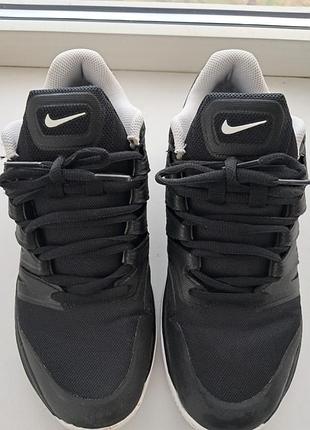 Мужские кроссовки nike.