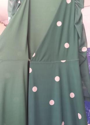 Зелёное платье в горох 7