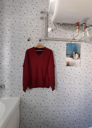 Шерстяной свитер daniel hechter.