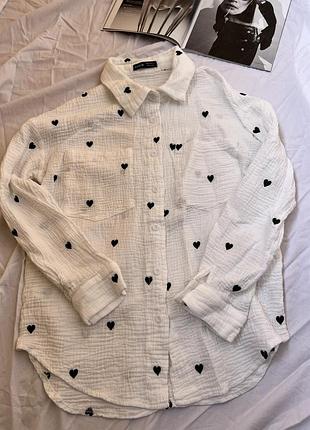 Муслінова сорочка в сердечках
