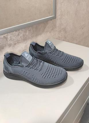 Кроссовки мужские сетка, два цвета