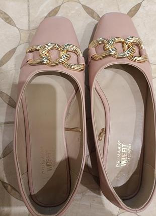 Продам балетки primark.