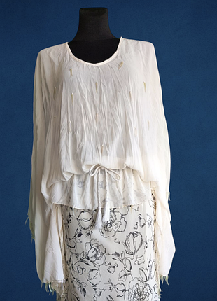 Нарядная блузка-туника из жатого шифона от base