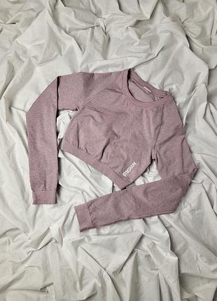 Женский спортивный лонгслив, кроп-топ gymshark сиреневого цвета xs-s