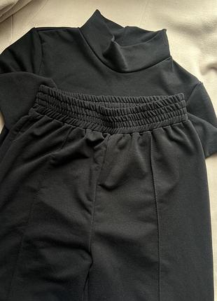 Костюм жіночий