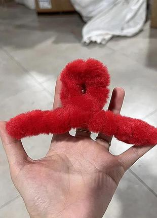 Пухнастий крабик