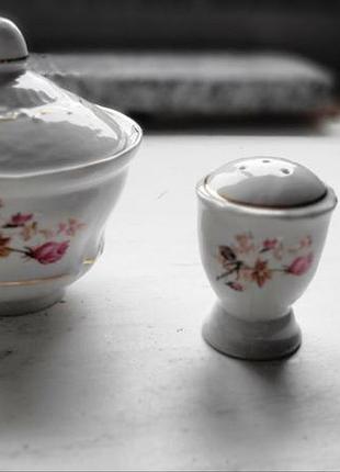 Красивая сахарница и солонка, огородничий фарфоровый завод