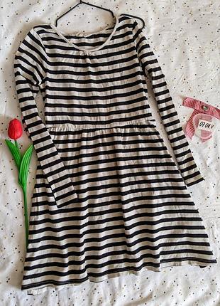 Сукня _6-8 років