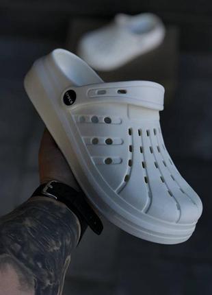 Женские шлепанцы crocs белые летние босоножки кроксы жіночі шльопанці крокси