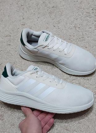 Женские кроссовки adidas