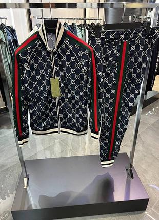 Чоловічий спортивний костюм gucci