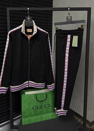 Чоловічий костюм gucci