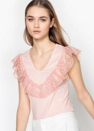 Футболка с кружевом