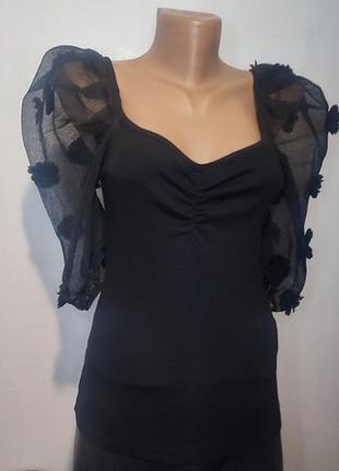 Кофта с гарними рукавом