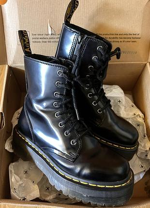 Черевики dr. martens