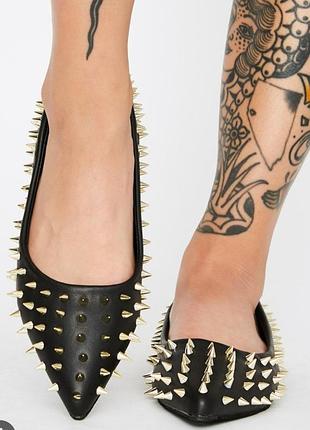 Лодочки с шипами