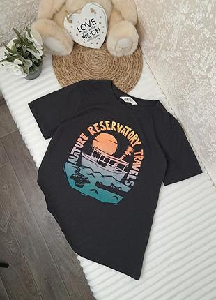 Футболка hm на парня 8-10 лет