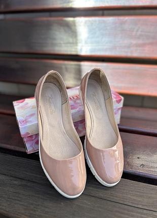 Балетки жіночі