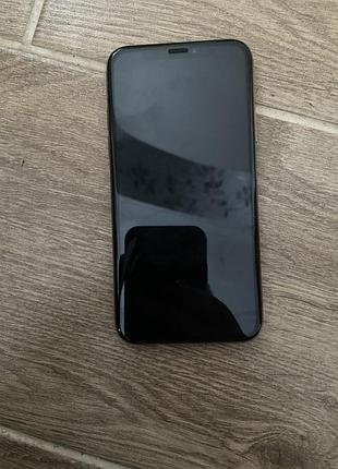 Телефон iphone xs