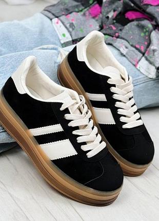 Кроссовки женские на утолщенной подошве