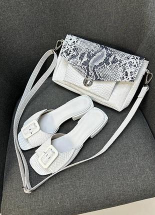 Жіночі шльопки  із натуральної шкіри на маленькому каблуку + сумочка