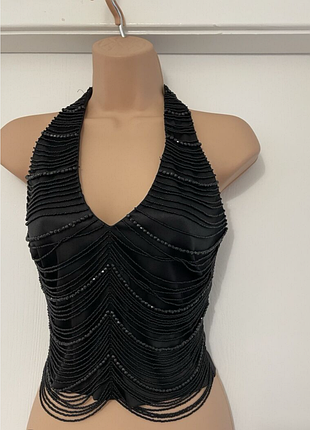 Черный кроп топ с бисером р.s