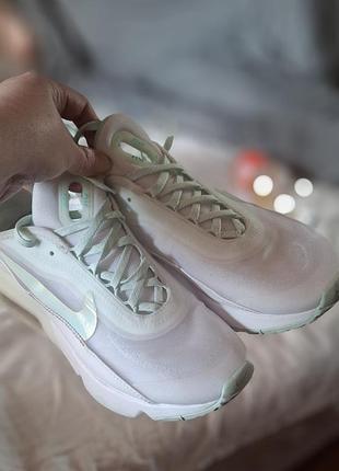 Оригінальні кросівки жіночі nike w air max 2090 white dj3029-1001 фото