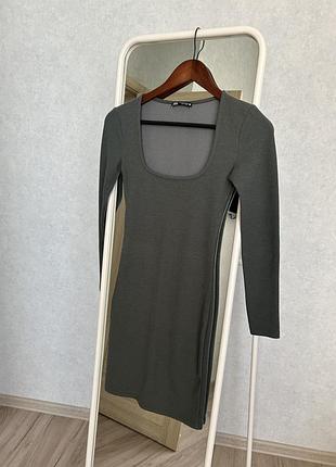 Сукня жіноча коротка zara в обтяжку