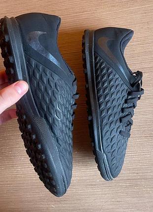 Сороконожки nike hypervenom club