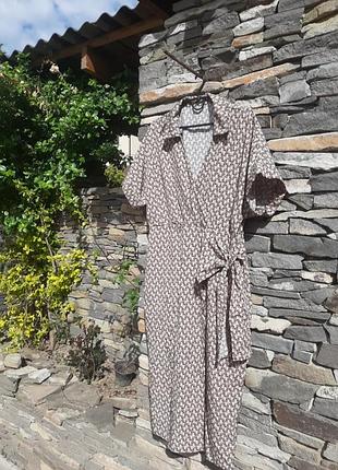 Оригинальное женское брендовое платье.