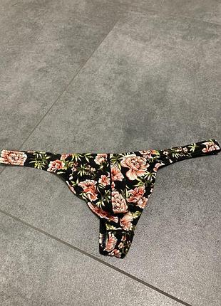 Трусики стрінги