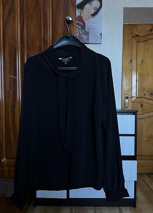 Блузка з завʼязками