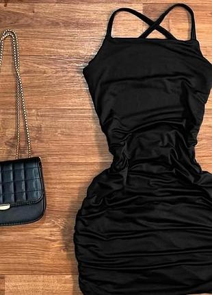 Красива сукня