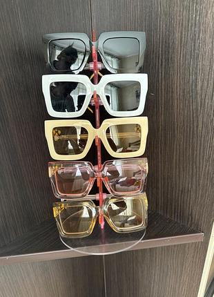 Сонцезахисні окуляри (200грн за пару)нові.всі в наявності