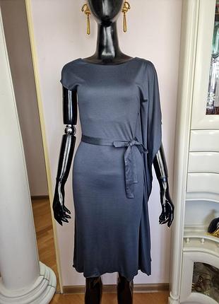 Maxmara – элегантное платье с асимметричным рукавом